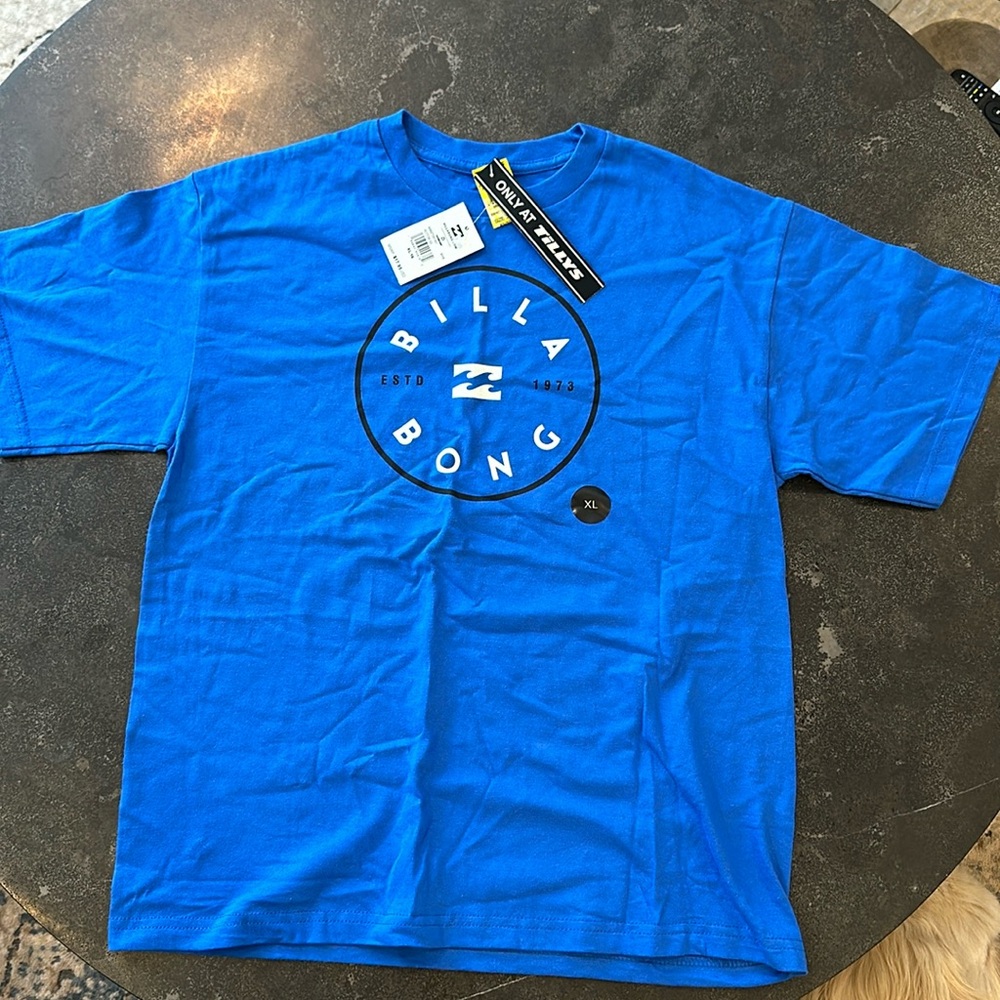 NWT Boys Tilly’s Billabong blue short sleeve T-shirt size XL (16)